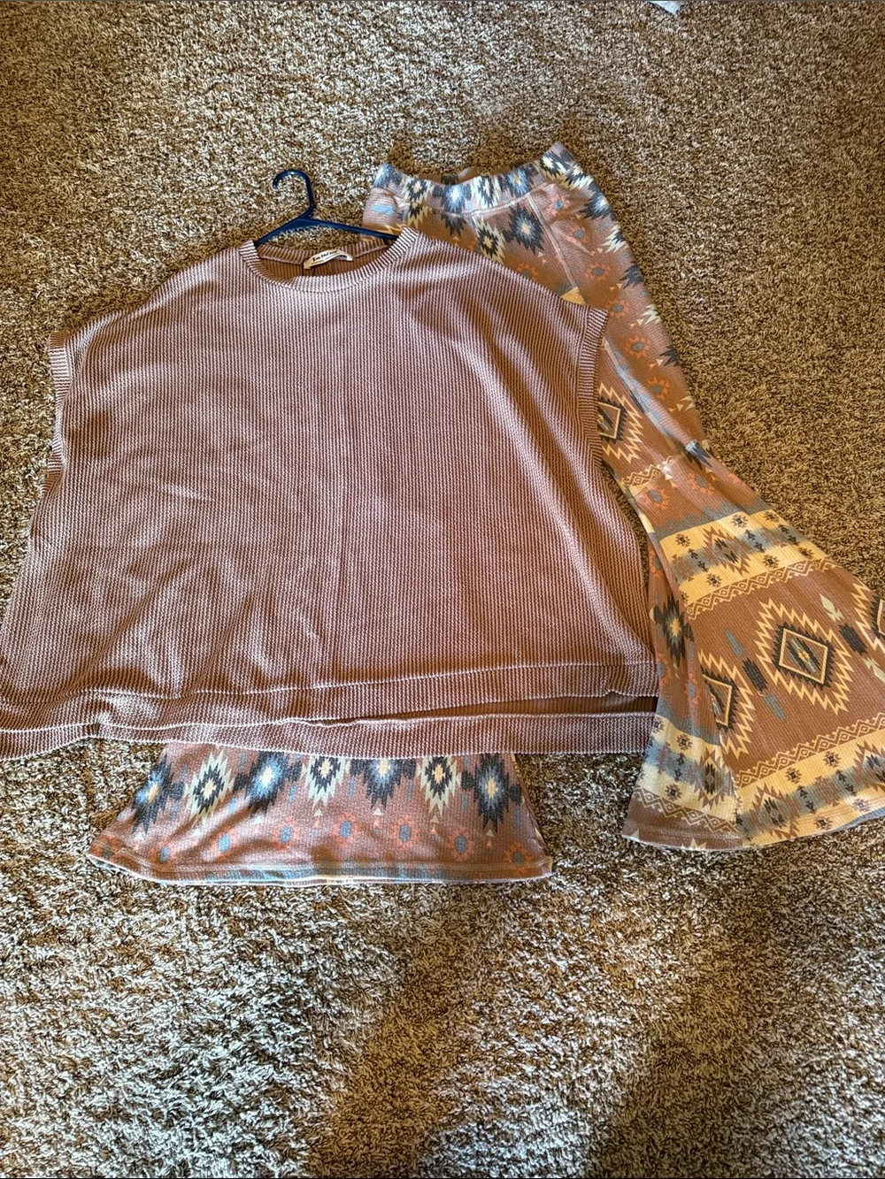 Casual Two-Piece Top and Flared Pant Set in Dusty Rose and Aztec Print